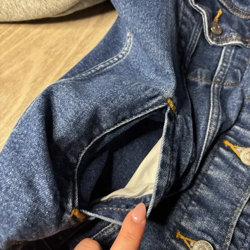 Levi's Boys Large Denim Trucker Jacket Blue Gray Hooded Hoodie EUC